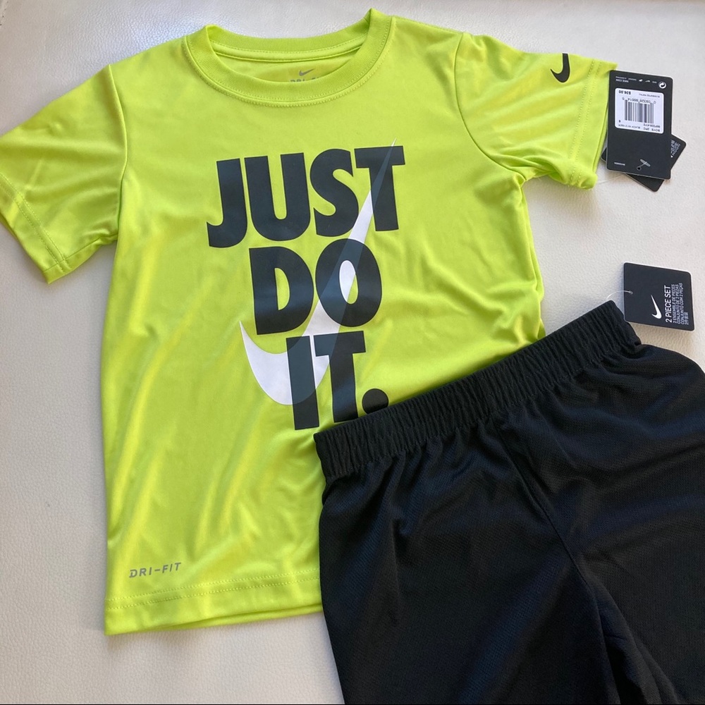 Nike dri-fit cute short set 2043 - Picture 2 of 7